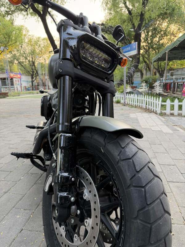 二手哈雷戴维森肥霸 Fat Bob