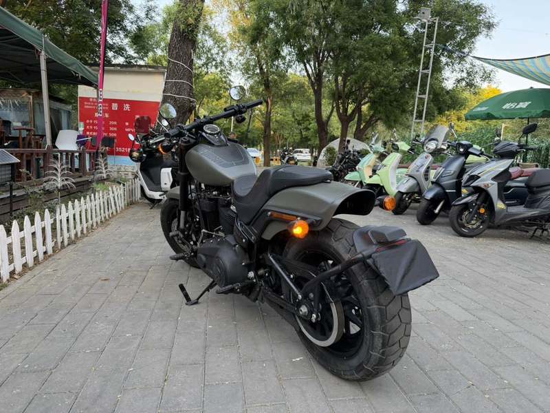二手哈雷戴维森肥霸 Fat Bob