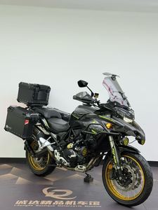 二手贝纳利金鹏 TRK502