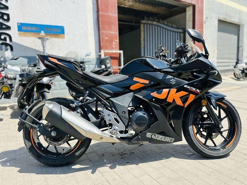 二手豪爵铃木GSX250R
