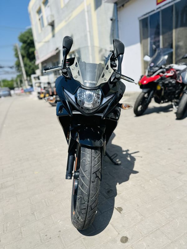 二手豪爵铃木GSX250R