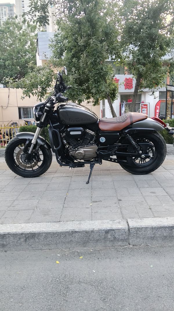 二手QJMOTOR闪300