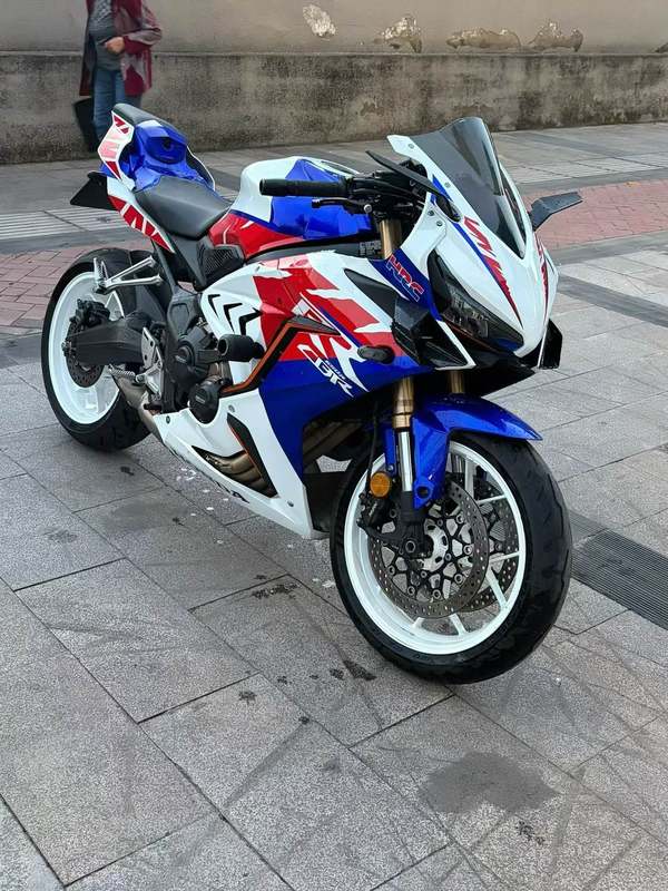 二手本田CBR650R
