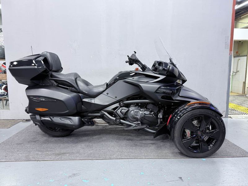 二手庞巴迪Spyder F3 