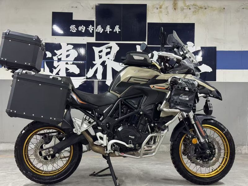 二手贝纳利TRK552
