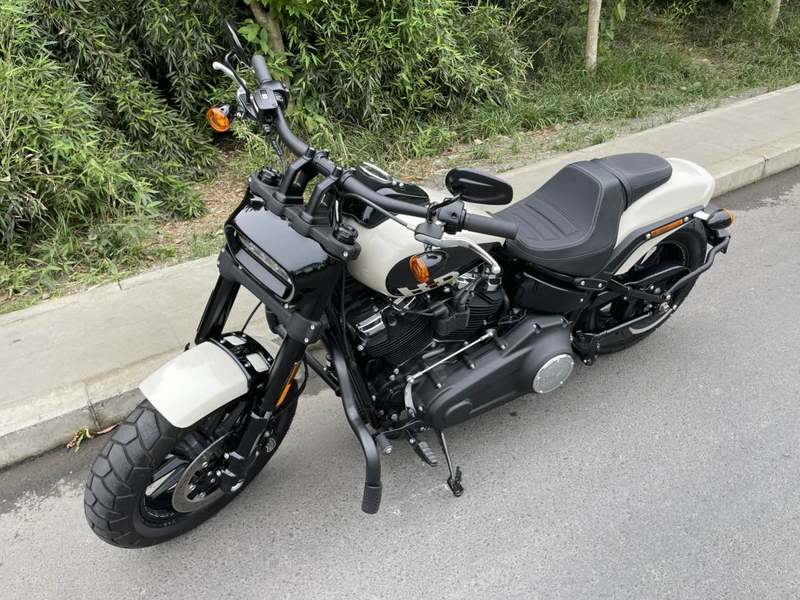 二手哈雷戴维森肥霸 Fat Bob