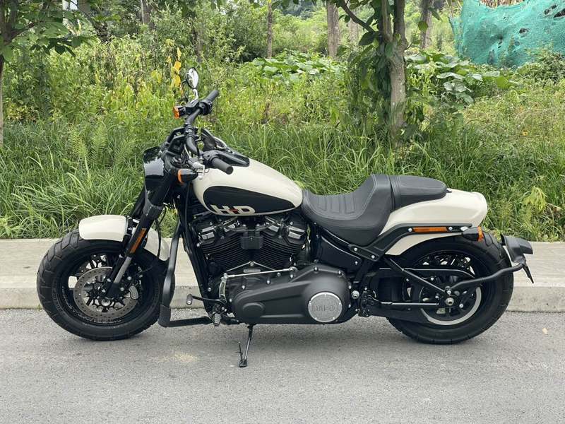 二手哈雷戴维森肥霸 Fat Bob