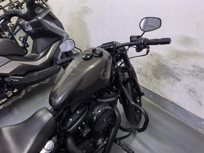 二手哈雷戴维森Iron883 硬汉