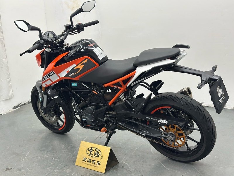 二手KTMR2R250 Duke