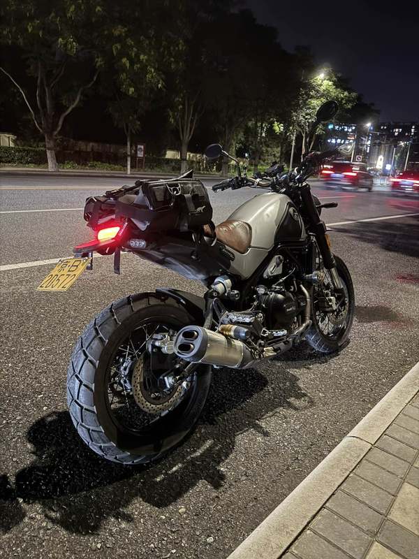 二手贝纳利幼狮 Leoncino 500