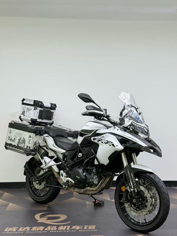 二手贝纳利金鹏 TRK502