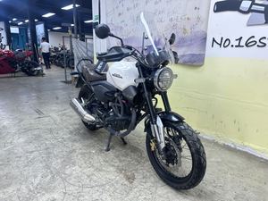 二手五羊本田鸷道 CB190SS