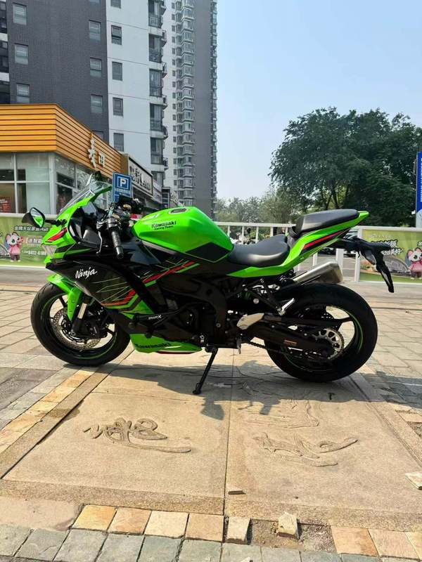 二手川崎ZX-4R