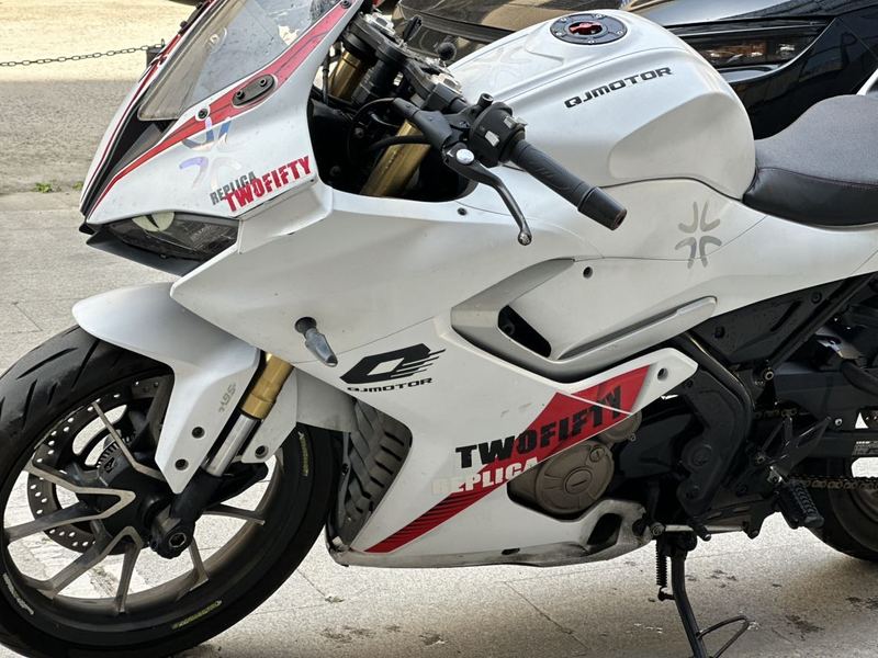 二手QJMOTOR赛250