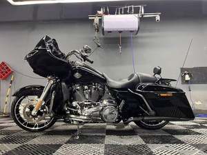 二手哈雷戴维森公路滑翔 Road Glide