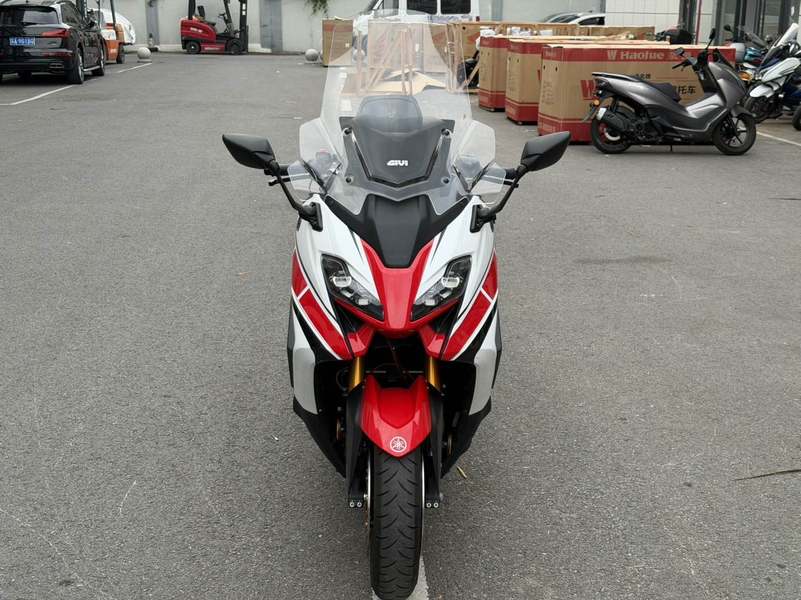 二手雅马哈TMAX