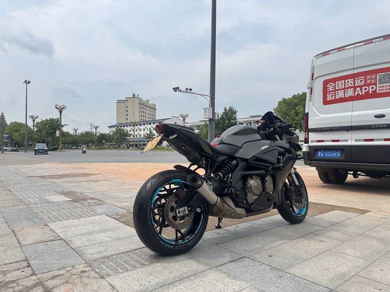 二手QJMOTOR赛600