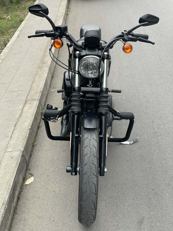 二手哈雷戴维森Iron883 硬汉