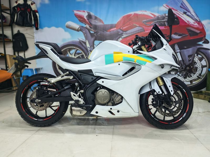 二手QJMOTOR赛250