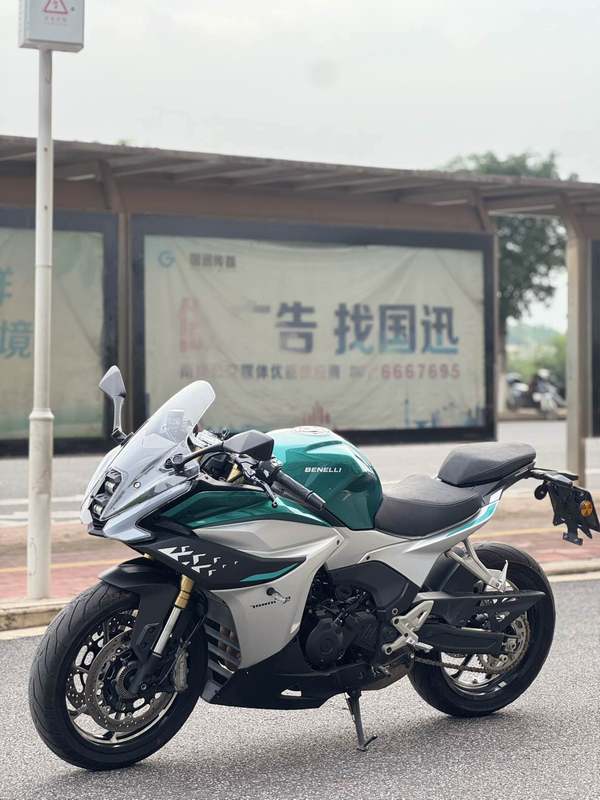 二手贝纳利龙卷风 Tornado 552R