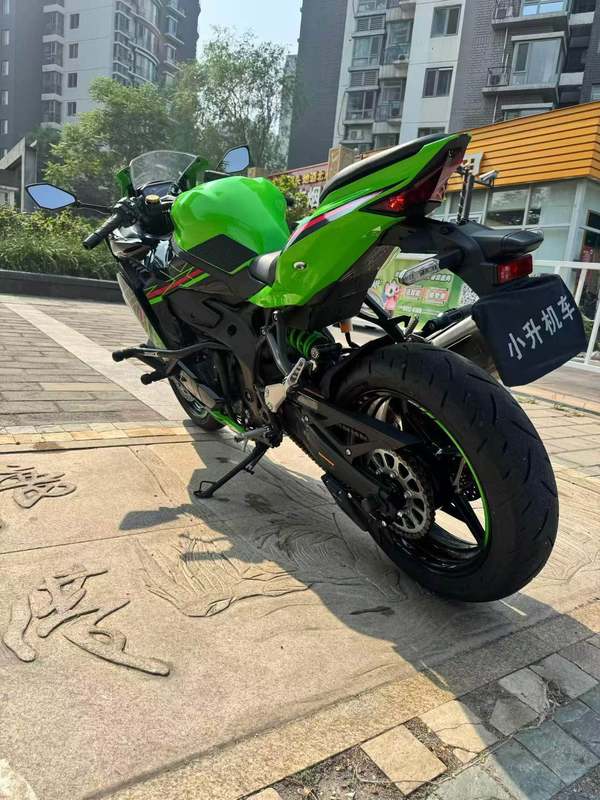 二手川崎ZX-4R