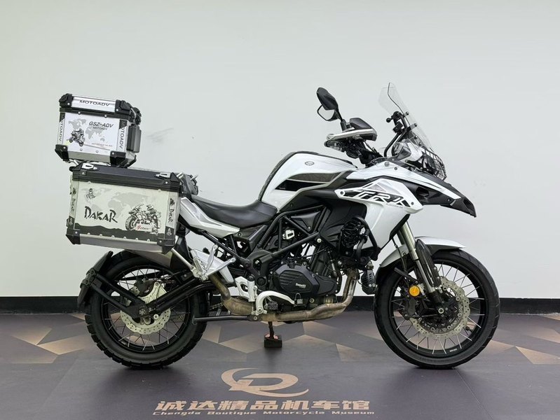 二手贝纳利金鹏 TRK502