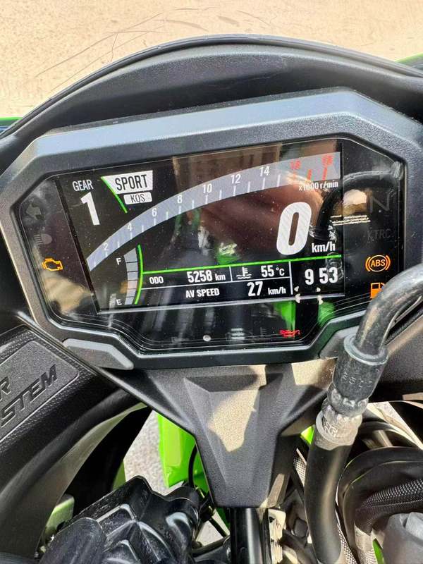 二手川崎ZX-4R