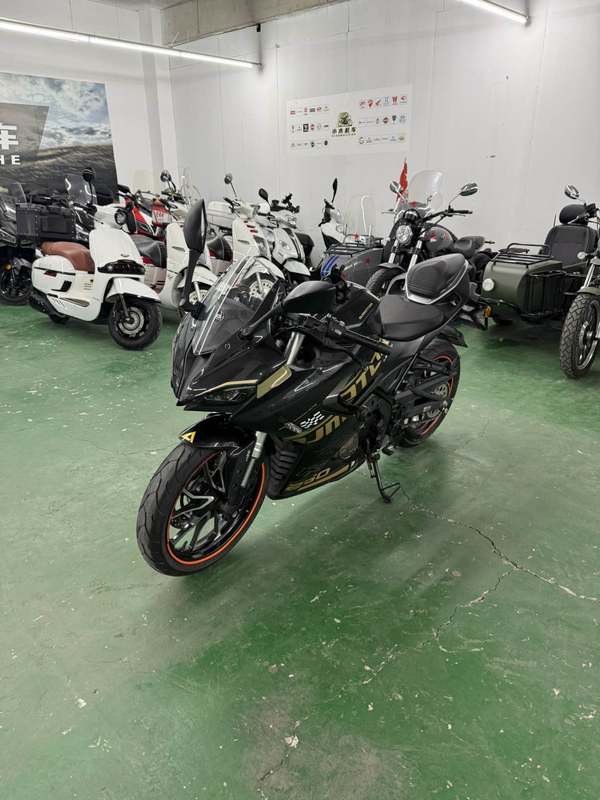 二手QJMOTOR赛250