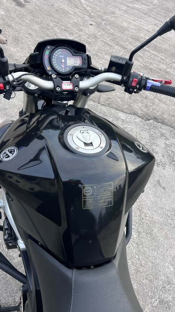 二手贝纳利TNT600i