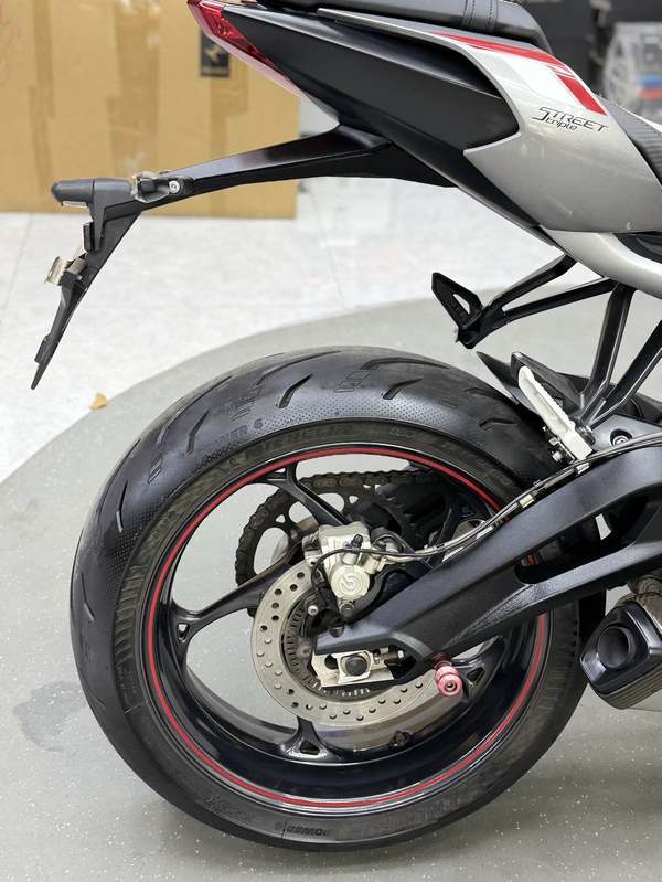 二手凯旋Street Triple 765