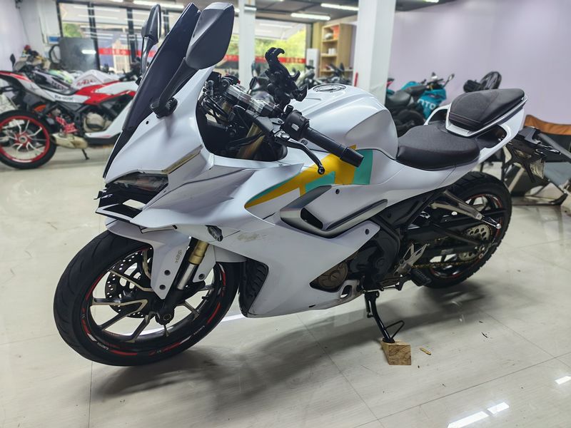 二手QJMOTOR赛250