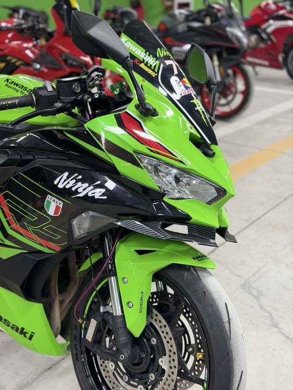 二手川崎ZX-4R