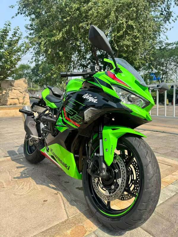 二手川崎ZX-4R