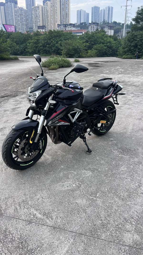 二手贝纳利TNT600i