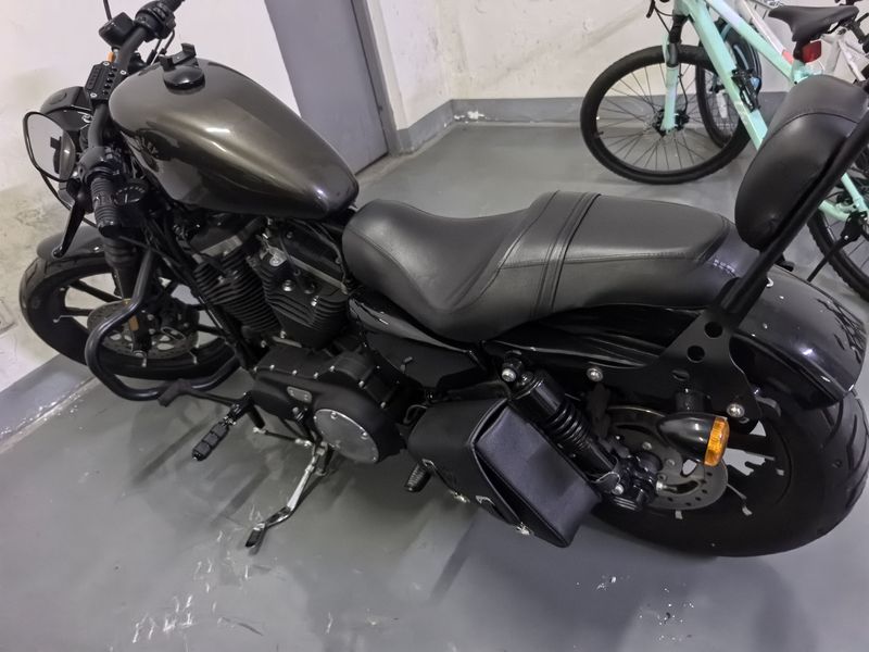 二手哈雷戴维森Iron883 硬汉