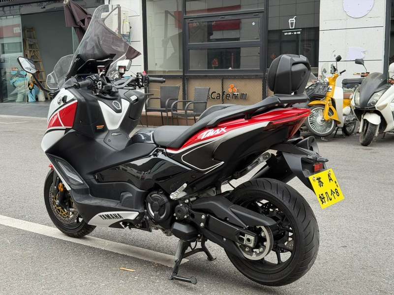 二手雅马哈TMAX