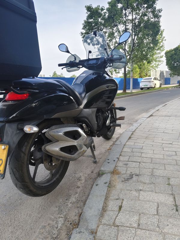 二手铃木Intruder 150