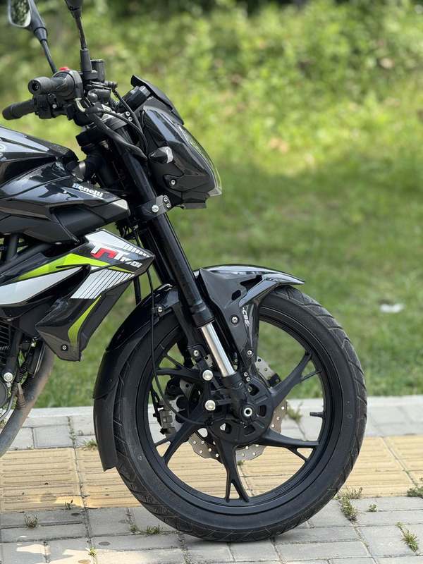 二手贝纳利红宝龙 TNT150i