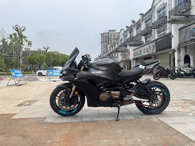 二手QJMOTOR赛600
