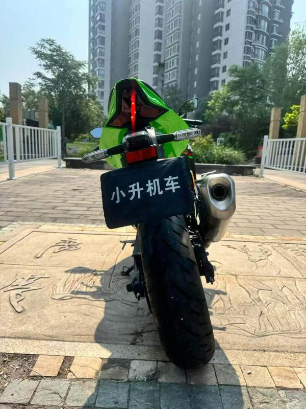 二手川崎ZX-4R