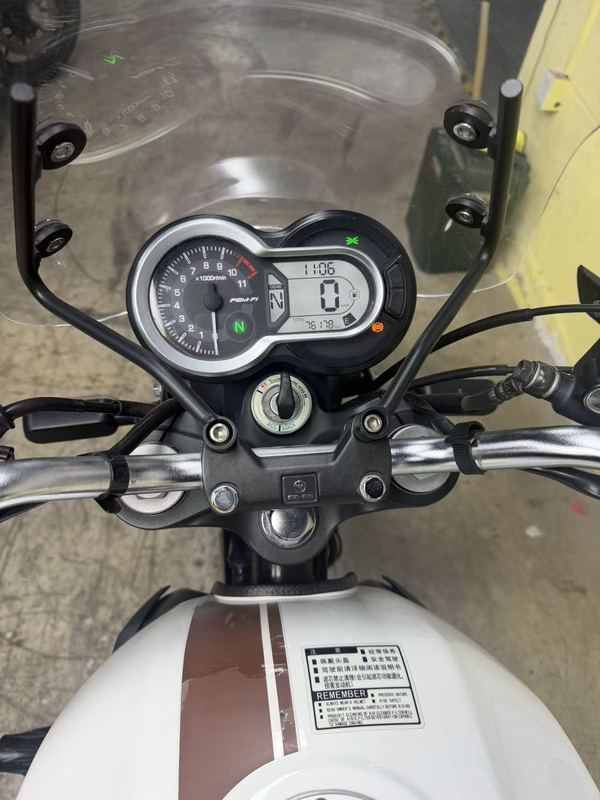 二手五羊本田鸷道 CB190SS
