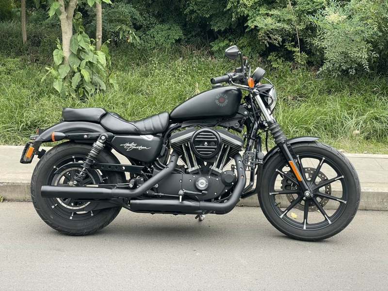 二手哈雷戴维森Iron883 硬汉
