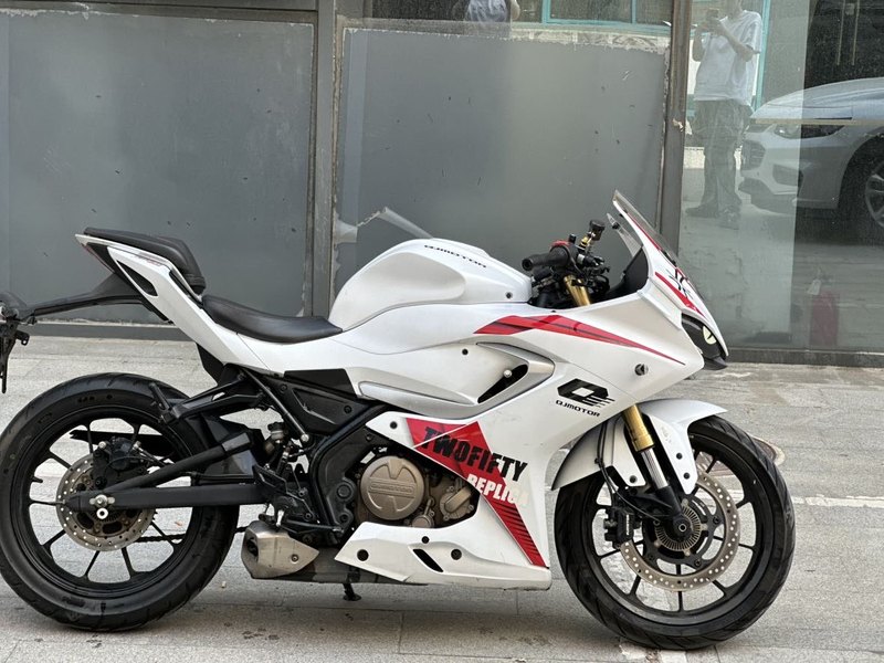 二手QJMOTOR赛250