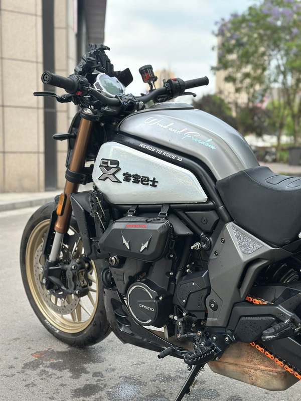 二手春风700CL-X