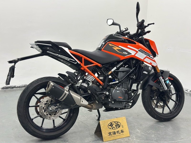 二手KTMR2R250 Duke