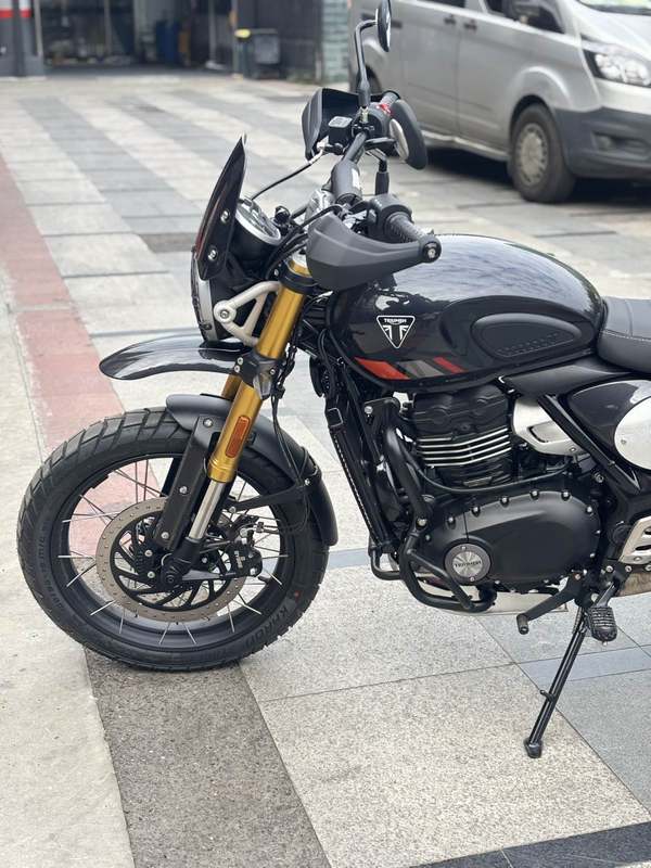 二手凯旋Scrambler 400 X