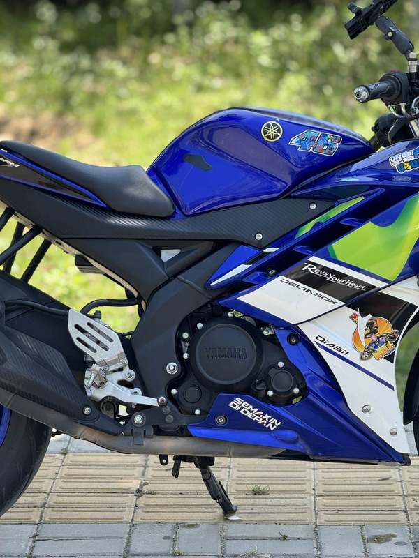 二手雅马哈YZF-R15