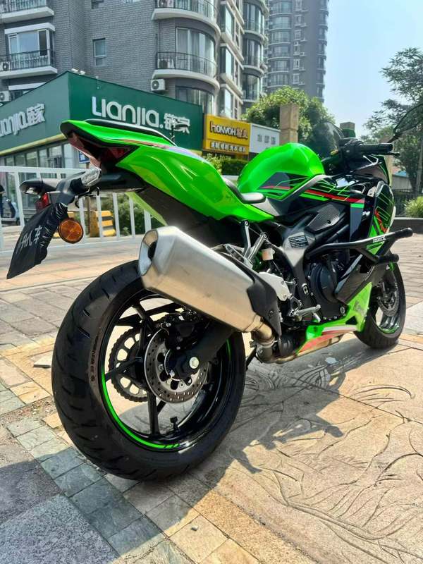 二手川崎ZX-4R