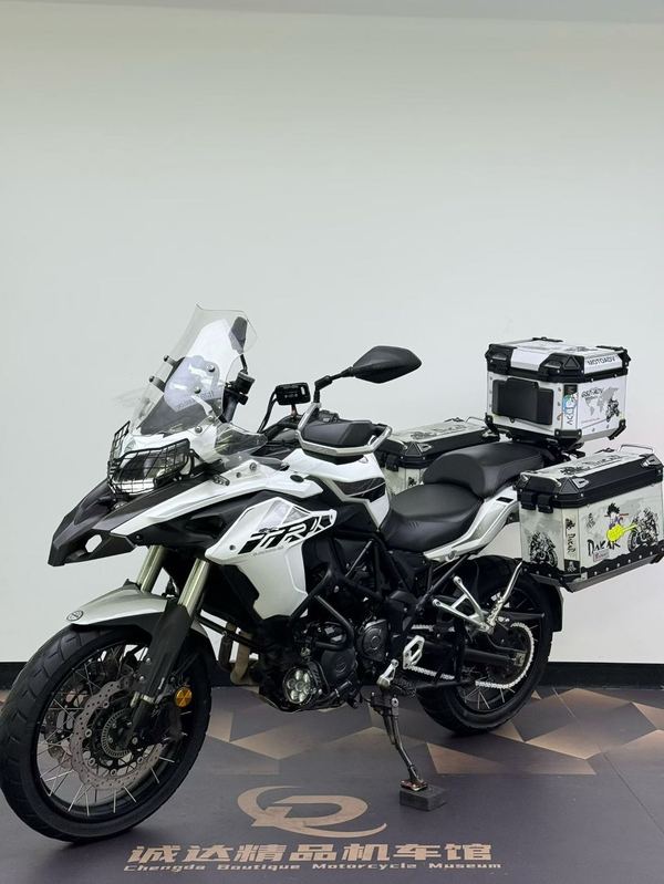 二手贝纳利金鹏 TRK502
