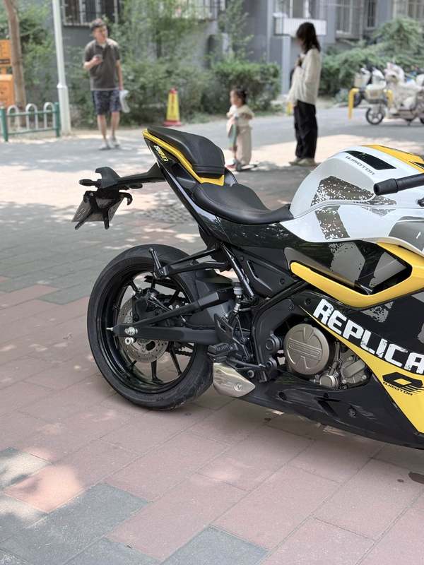 二手QJMOTOR赛250